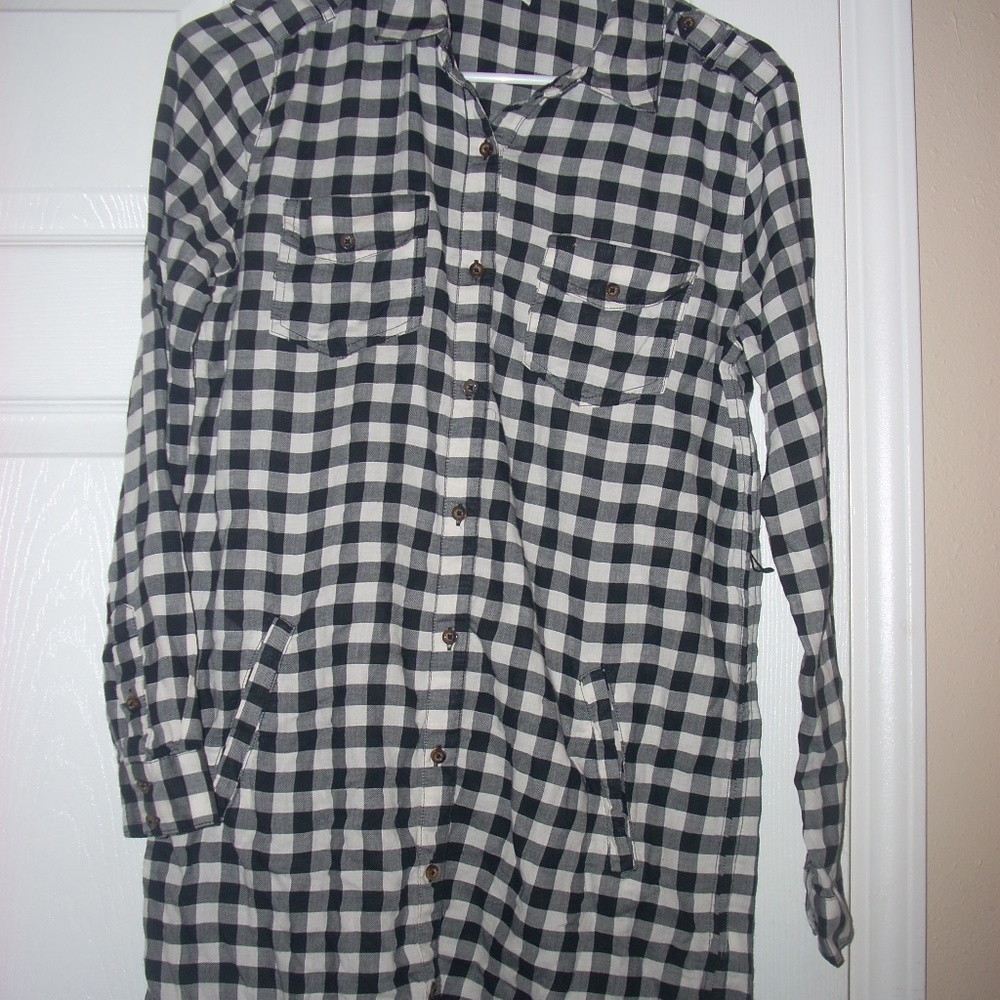 Black and white checkere dress